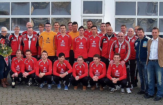 Schick angezogen (Foto: Klaus Pfand)