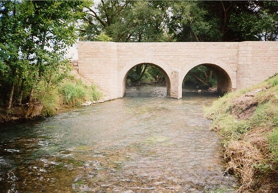 Apostelbrücke bei Niedergebra (Foto: Archiv Rasemann) Apostelbrücke bei Niedergebra (Foto: Archiv Rasemann)
