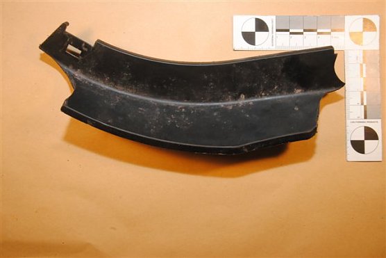 Kunststoffteil (Foto: Polizei)