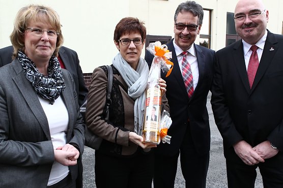 Herzliche Begrüßung (Foto: nnz) Herzliche Begrüßung (Foto: nnz)