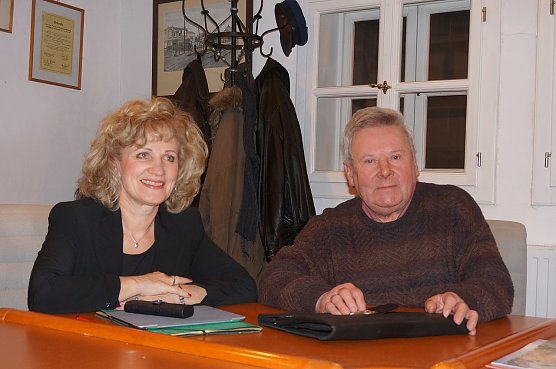 Mit den B&uuml;rgern reden (Foto: S. Witzel)