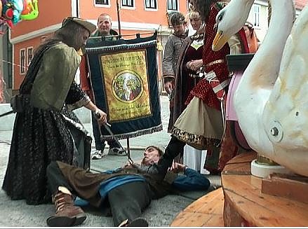 Antik-Trödelmarkt zum Residenzfest 2014 (Foto: Karl-Heinz Herrmann) Antik-Trödelmarkt zum Residenzfest 2014 (Foto: Karl-Heinz Herrmann)