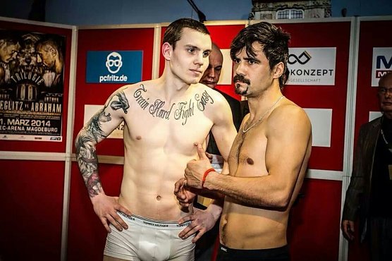 Beim Wiegen (Foto: www.facebook.com/hegersebastian) Beim Wiegen (Foto: www.facebook.com/hegersebastian)