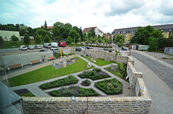 Flohburg und Georgengasse (Foto: Hans-Peter Wolff) Flohburg und Georgengasse (Foto: Hans-Peter Wolff)