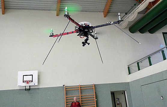 Hallenfliegen in Sondershausen (Foto: Mario Wilke) Hallenfliegen in Sondershausen (Foto: Mario Wilke)