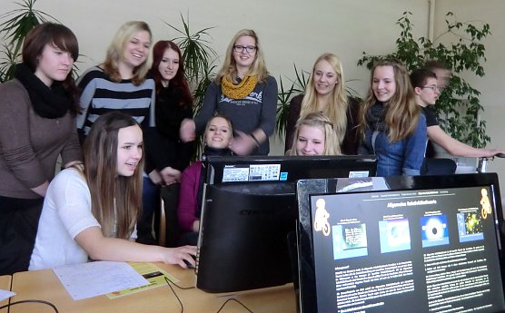 Einstein l&auml;sst gr&uuml;&szlig;en (Foto: S. Winter)