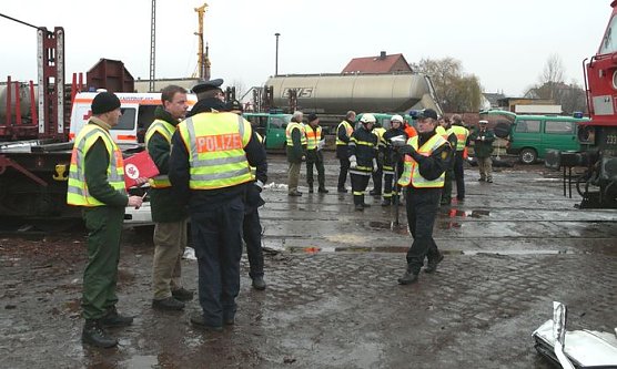 Einsatz bei Bahnunfall (Foto: nnz) Einsatz bei Bahnunfall (Foto: nnz)