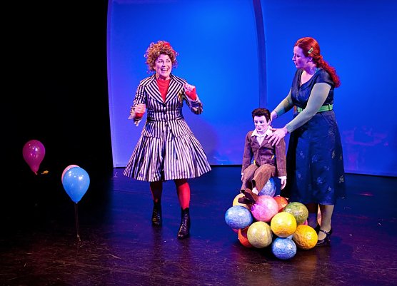 Luftballon-Verkäufer (Foto: Theater Nordhausen) Luftballon-Verkäufer (Foto: Theater Nordhausen)
