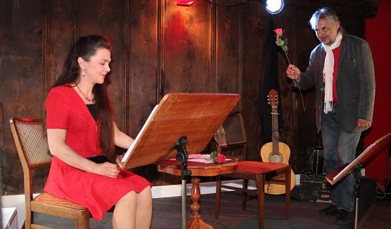 Liebe geht durch den Magen (Foto: AndersWelt Theater) Liebe geht durch den Magen (Foto: AndersWelt Theater)