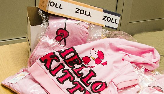 Plagiate aus dem Verkehr gezogen (Foto: Zoll)