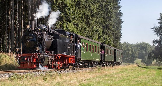 Oldtimerzug (Foto: Dirk Bahnsen)