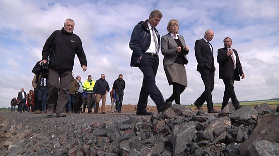 Begehung des neuen Industriegebietes (Foto: Angelo Glashagel)