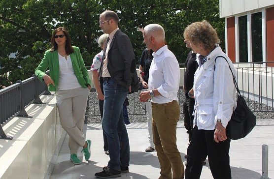 Zu Besuch am Grimmelhof (Foto: A. Spiegel) Zu Besuch am Grimmelhof (Foto: A. Spiegel)
