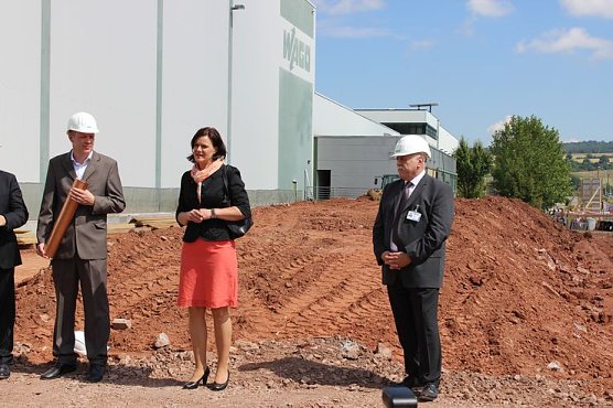 WAGO legt in Sondershausen den Grundstein (Foto: Karl-Heinz Herrmann) WAGO legt in Sondershausen den Grundstein (Foto: Karl-Heinz Herrmann)