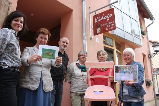 Architektin Pia Wienrich, Dr. Cornelia Klose, Mario Manolow von der Stadtverwaltung, Sabine Dautz von der Stadtverwaltung, Margitta Erb von der Confiserie Gesch&auml;ft Kidogo und Ruth Hagene vom Gesch&auml;f (Foto: Patrick Grabe)