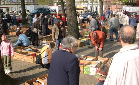 B&uuml;cher zum Kilo-Preis (Foto: Tuschy)