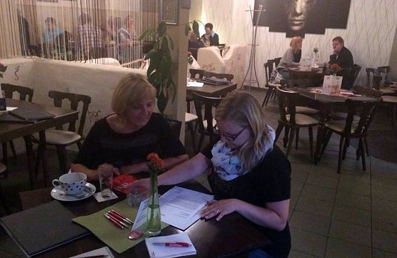 Ungewöhnliche Aktion (Foto: LINKE) Ungewöhnliche Aktion (Foto: LINKE)