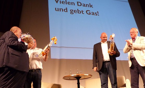 Calmund und T&ouml;pperwien im Theater (Foto: nnz)