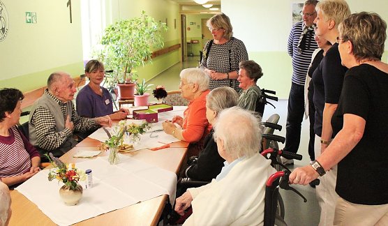 Besuch im Pflegeheim (Foto: privat)