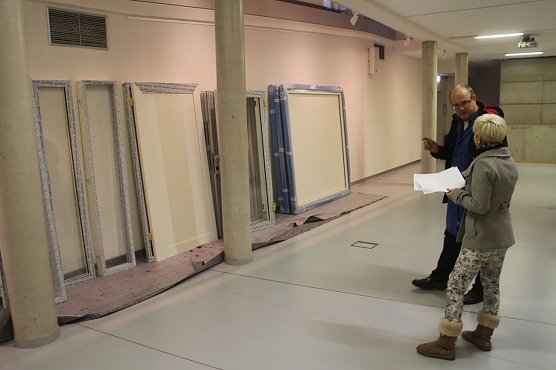 Sieben Mal zwei Meter werden die Schr&auml;nke am Ende messen (Foto: Angelo Glashagel)