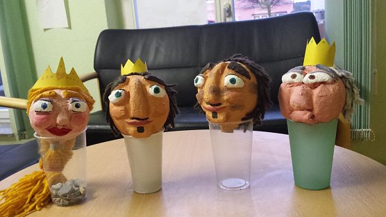 Puppen für den Schweinehirt (Foto: privat) Puppen für den Schweinehirt (Foto: privat)