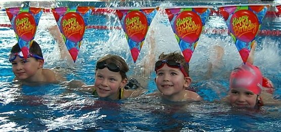 Vorfreude auf Geburtstag (Foto: Wernsdorf)