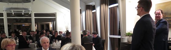 Knauf und Materlik bei ihren Ansprachen (Foto: nnz)