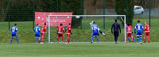 Vorbereitungsspiel gegen den Goslaer SC (Foto: nnz) Vorbereitungsspiel gegen den Goslaer SC (Foto: nnz)