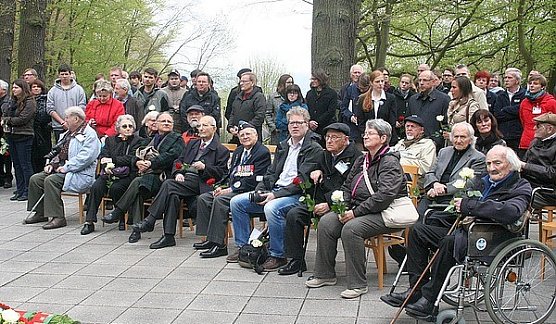 Zeitzeugen (Foto: Gedenkst&auml;tte Mittelbau Dora)