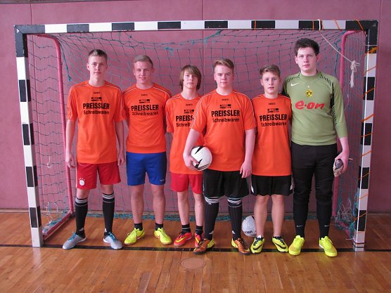 Die Regelschule Hainleite ging als Sieger aus dem Traditionsturnier der Nordh&auml;user Schulen hervor (Foto: Werner H&uuml;tcher)