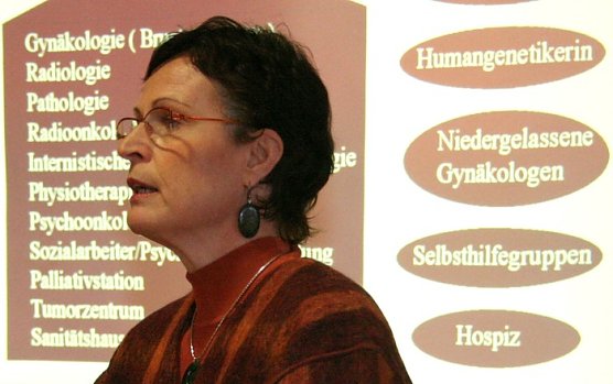 Vortrag zum Brustkrebs (Foto: Piper/pln) Vortrag zum Brustkrebs (Foto: Piper/pln)