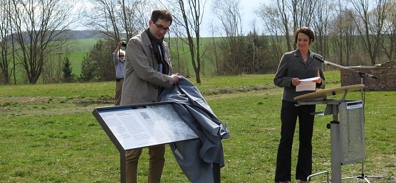 Informations- und Gedenkort eingeweiht (Foto: nnz) Informations- und Gedenkort eingeweiht (Foto: nnz)