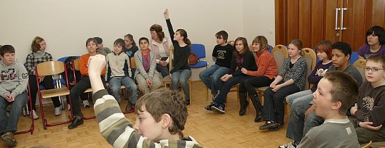 Vorlesen in der Schule (Foto: nnz) Vorlesen in der Schule (Foto: nnz)