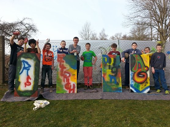 Ellricher Jungs - seit Januar gibt es eine Arbeitsgruppe in der man all das machen kann, was Jungsherzen h&ouml;her schlagen l&auml;sst (Foto: Katarina Uebner)