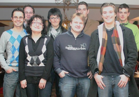 Der neue Vorstand (Foto: Schröter) Der neue Vorstand (Foto: Schröter)