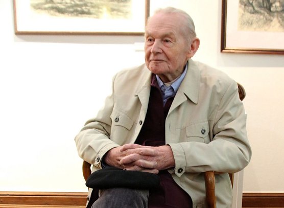 G&uuml;nter Groh zum 90. Geburtstag im Kunsthaus Meyenburg im M&auml;rz 2015 (Foto: Ilona Bergmann)
