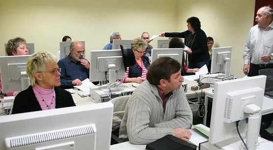 Wahl-Schulung (Foto: Piper /lra)