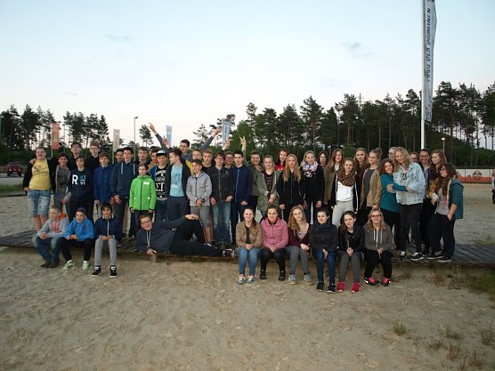Die Sch&uuml;lerinnen und Sch&uuml;ler der 8a und 8b des Bleicher&ouml;der Schillergymnasiums begaben sich auf Exkursion (Foto: Schiller Gymnasium Bleicherode)