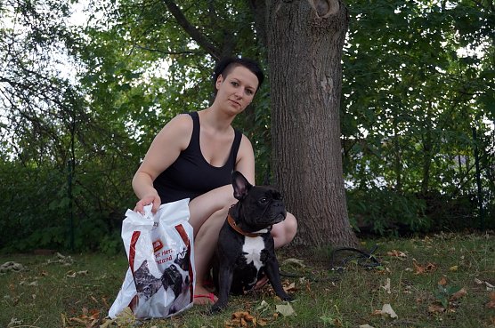 Katharina und Oskar freuen sich auf viele Bullyfreunde (Foto: Sandra Witzel)