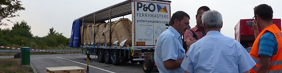 Lagebesprechung (Foto: nnz)