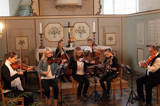 Benefizkonzert in Elende - 450 Euro f&uuml;r die Kapelle eingespielt (Foto: Regina Englert)