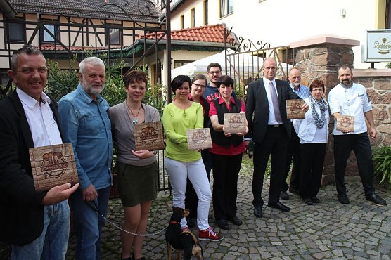 Insgesamt wurden sechs Gastwirte aus dem S&uuml;dharz ausgezeichnet (Foto: Angelo Glashagel)