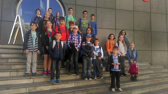 Besuch im Badehaus (Foto: Sven Schr&ouml;ter)