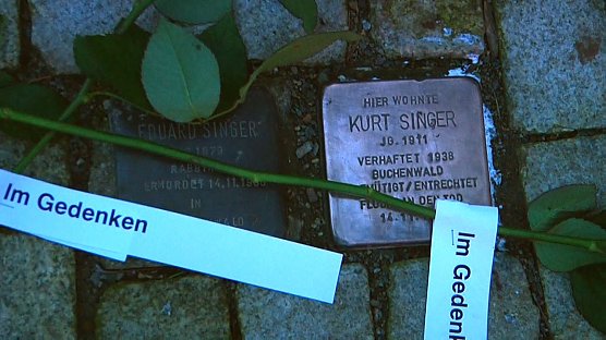 Mit der Zeit verschwimmt die Erinnerung - mit anderen Formen des Gedenkens soll sie wachgehalten werden (Foto: Angelo Glashagel)