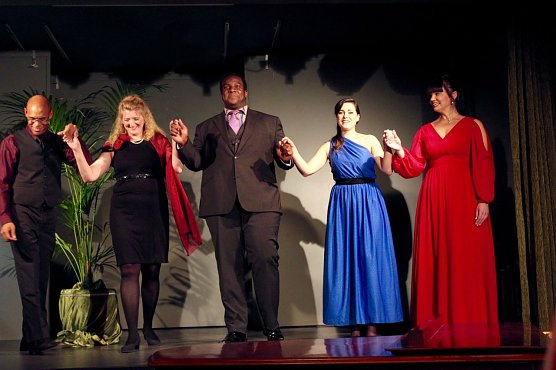 por vita (Foto: Wiegand) por vita (Foto: Wiegand)