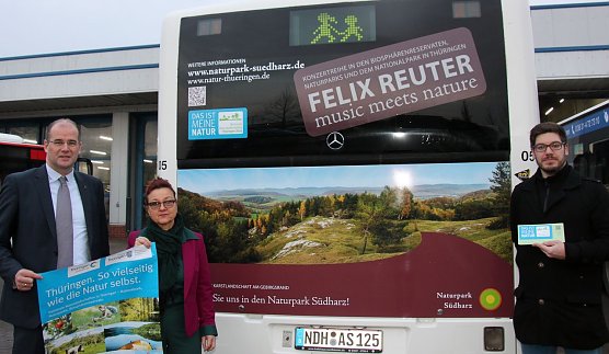 Bus wirbt f&uuml;r Naturpark (Foto: privat)