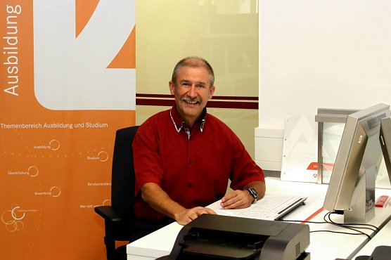 Andreas Bol, Teamleiter Berufsberatung (Foto: Agentur für Arbeit) Andreas Bol, Teamleiter Berufsberatung (Foto: Agentur für Arbeit)