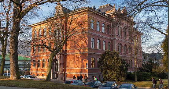 Schnuppern im Berufsschulzentrum (Foto: SBZ) Schnuppern im Berufsschulzentrum (Foto: SBZ)