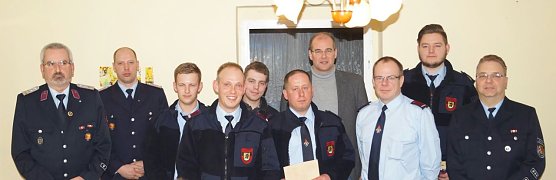Gut aufgestellt f&uuml;r die Zukunft - die freiwillige Feuerwehr Wolkramshausen (Foto: Carsten Hasenpflug)