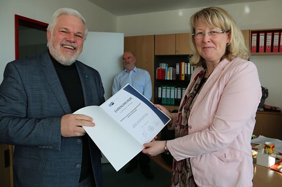 Udo Rockmann und Inge Klaan (Foto: Städtische Wohnungsbaugesellschaft Nordhausen) Udo Rockmann und Inge Klaan (Foto: Städtische Wohnungsbaugesellschaft Nordhausen)